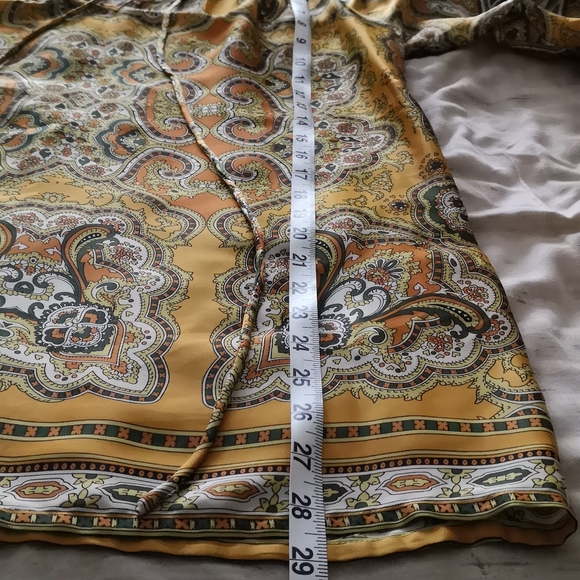 Jones New York bohemian silk-like tunic - Picture 12 of 12